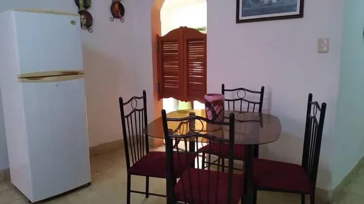 Vivienda de 1 habitaciones en Vedado, Plaza de la Revolución — foto 9 de 10