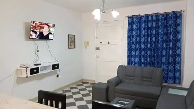 Vivienda de 1 habitaciones en Vedado, Plaza de la Revolución — foto 1 de 9