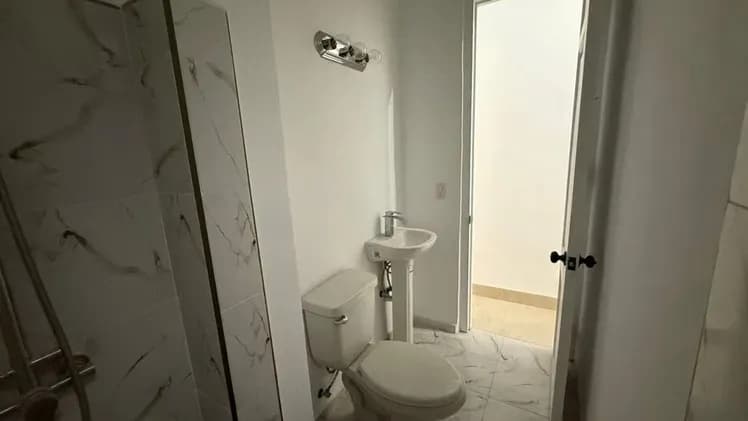 Vivienda de 4 habitaciones en Vedado, Plaza de la Revolución — foto 7 de 10