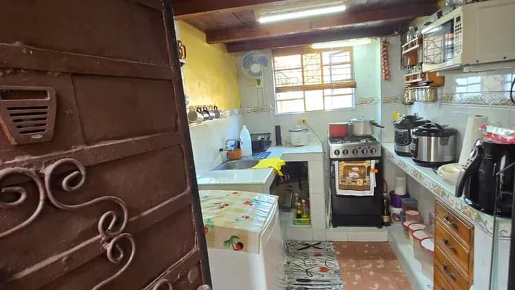 Vivienda de 3 habitaciones en Vedado, Plaza de la Revolución — foto 3 de 4