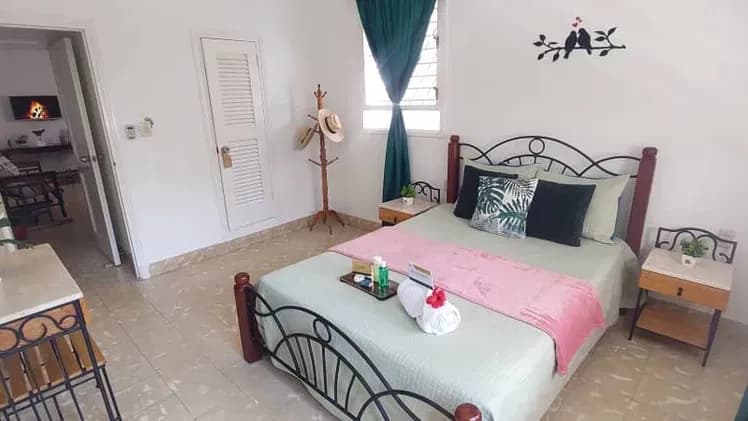 Vivienda de 2 habitaciones en Vedado, Plaza de la Revolución — foto 4 de 10