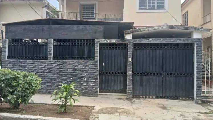 Vivienda de 4 habitaciones en La Ceiba, Playa — foto 1 de 10