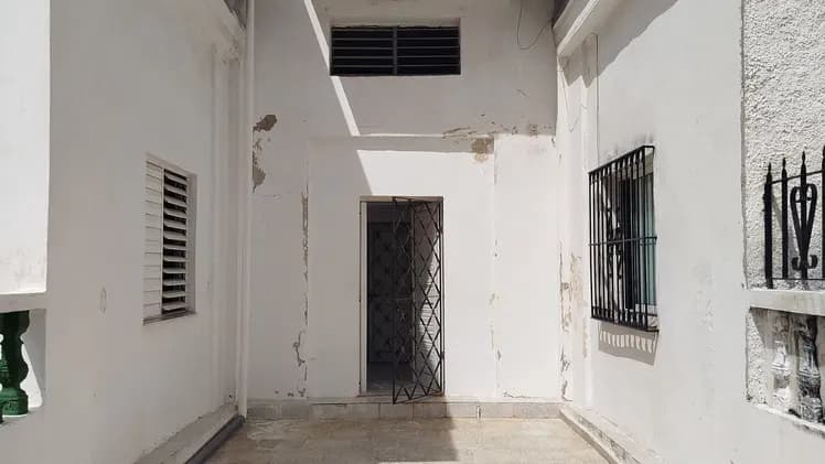 Vivienda de 4 habitaciones en Vedado, Plaza de la Revolución — foto 1 de 10