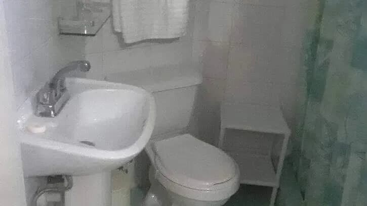 Vivienda de 2 habitaciones en Vedado, Plaza de la Revolución — foto 7 de 9