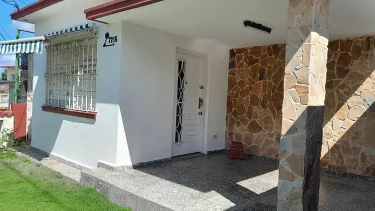 Vivienda de 2 habitaciones en Alturas de Belén, Marianao — foto 1 de 12