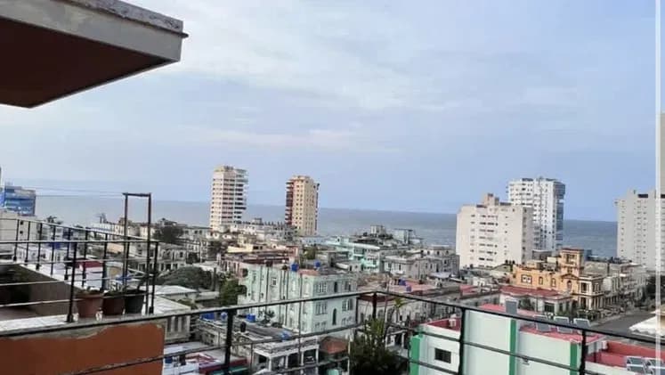 Vivienda de 3 habitaciones en Vedado, Plaza de la Revolución — foto 2 de 6