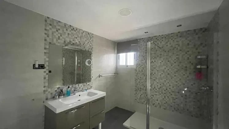 Vivienda de 5 habitaciones en Casino Deportivo, Cerro — foto 6 de 10
