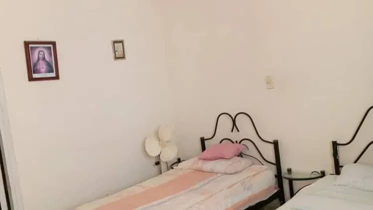 Vivienda de 2 habitaciones en Vedado, Plaza de la Revolución — foto 9 de 10