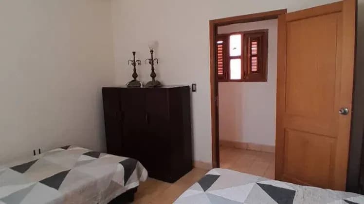 Vivienda de 2 habitaciones en Vedado, Plaza de la Revolución — foto 6 de 9
