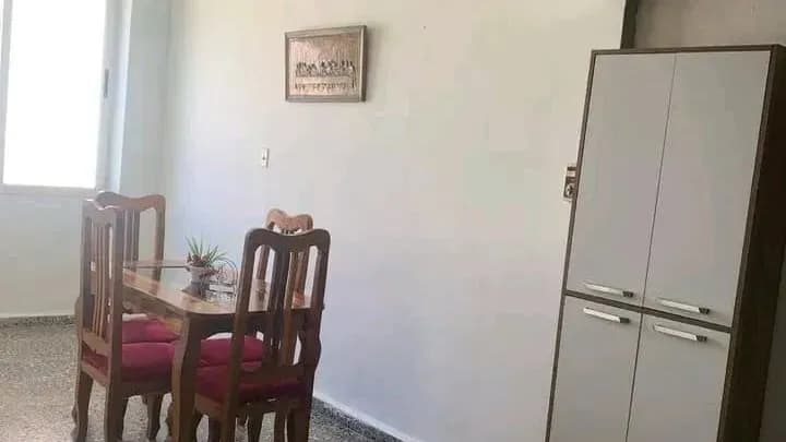 Vivienda de 2 habitaciones en Vedado, Plaza de la Revolución — foto 8 de 10