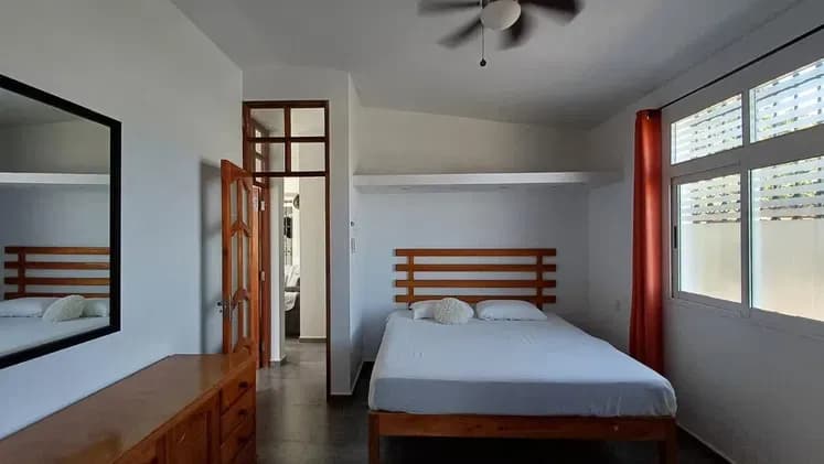 Vivienda de 5 habitaciones en Reparto Martí, Cerro