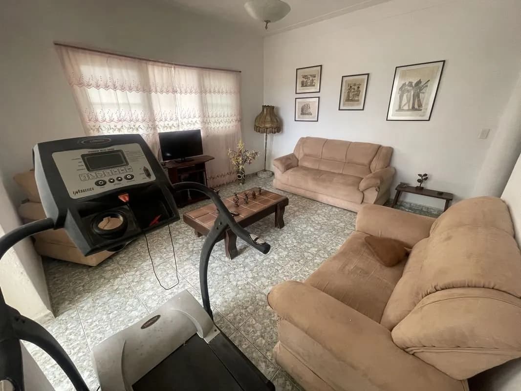 Vivienda de 4 habitaciones en Vedado, Plaza de la Revolución — foto 7 de 12