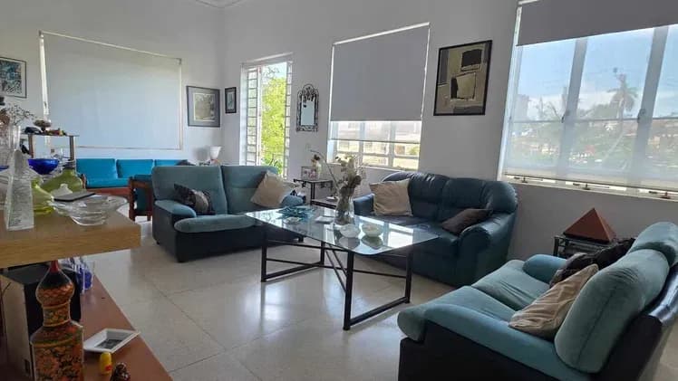 Vivienda de 6 habitaciones en Vedado, Plaza de la Revolución — foto 4 de 7
