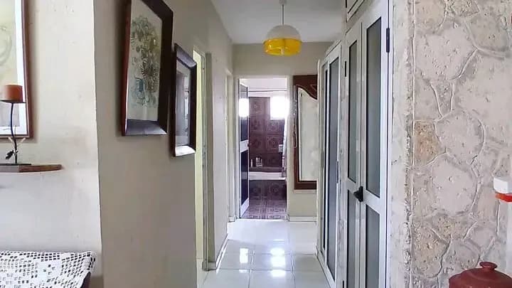 Vivienda de 3 habitaciones en La Ceiba, Playa — foto 2 de 10