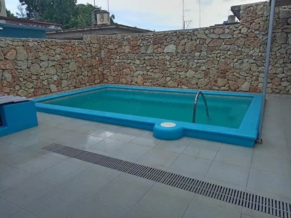 Vivienda de 6 habitaciones en Guanabo, La Habana del Este — foto 2 de 3
