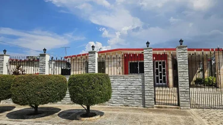 Vivienda de 3 habitaciones en Fontanar, Boyeros — foto 1 de 10