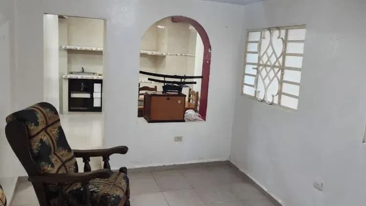 Vivienda de 2 habitaciones en Los Sitios, Centro Habana — foto 1 de 6