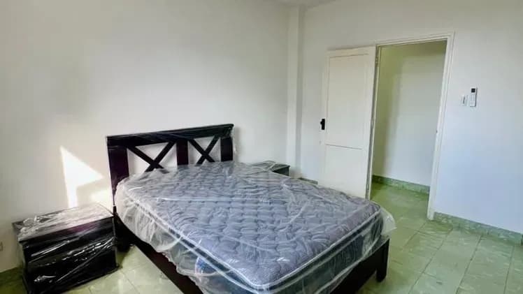 Vivienda de 2 habitaciones en Vedado, Plaza de la Revolución — foto 3 de 10