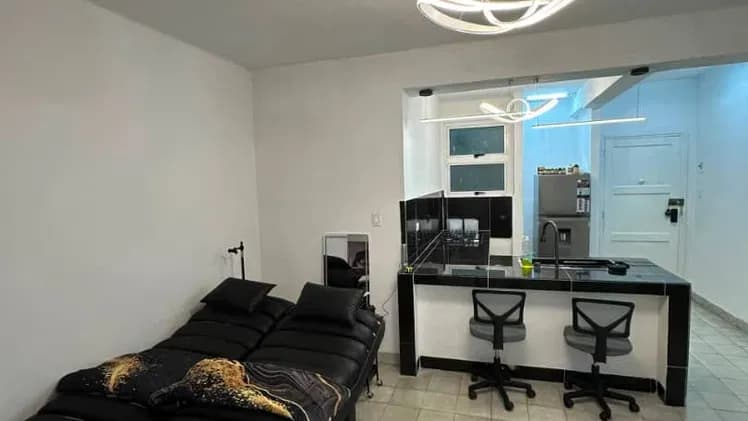 Vivienda de 2 habitaciones en Vedado, Plaza de la Revolución — foto 2 de 10