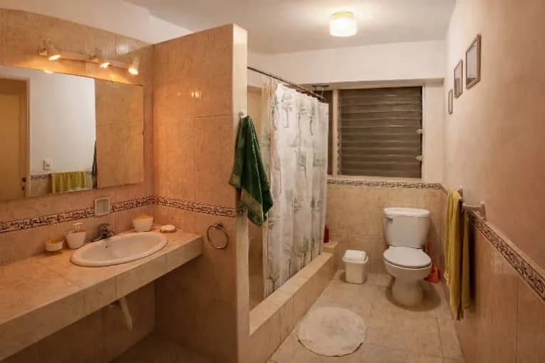Vivienda de 2 habitaciones en Vedado, Plaza de la Revolución — foto 5 de 9
