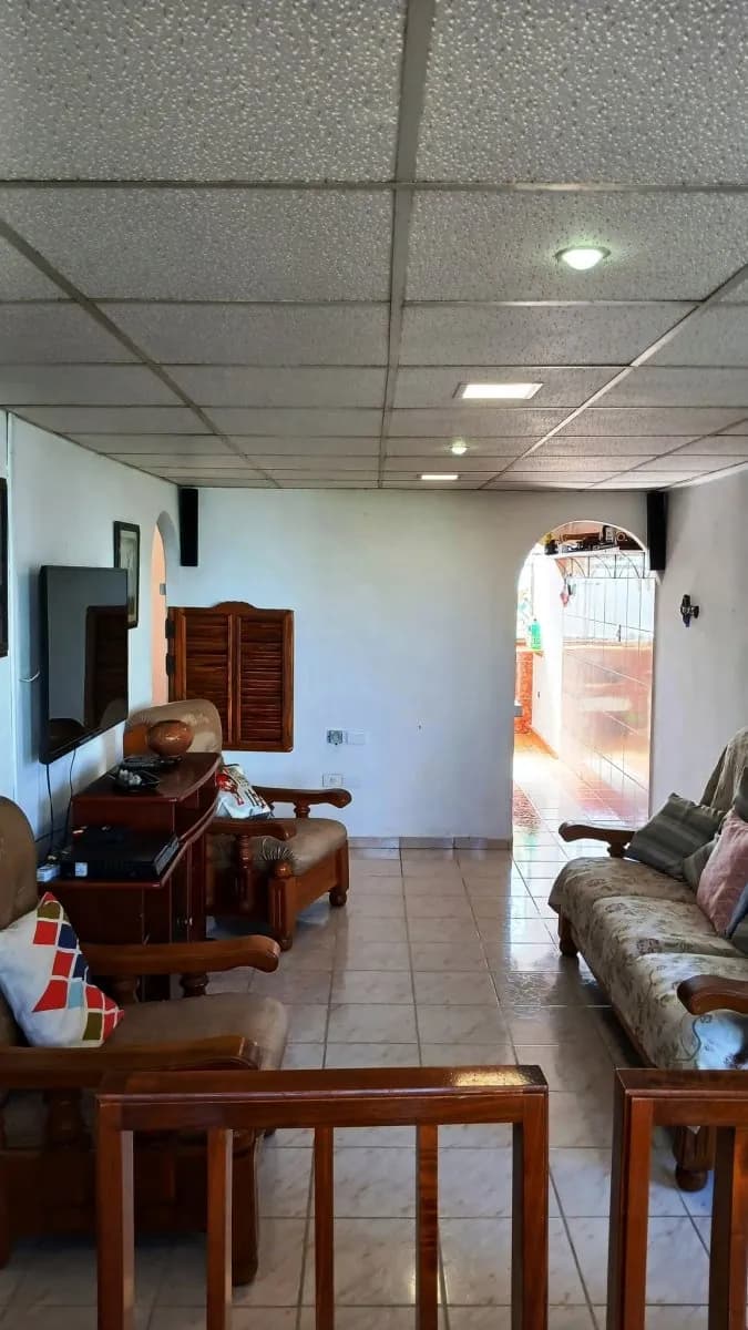 Vivienda de 3 habitaciones en Modelo, Regla — foto 8 de 12