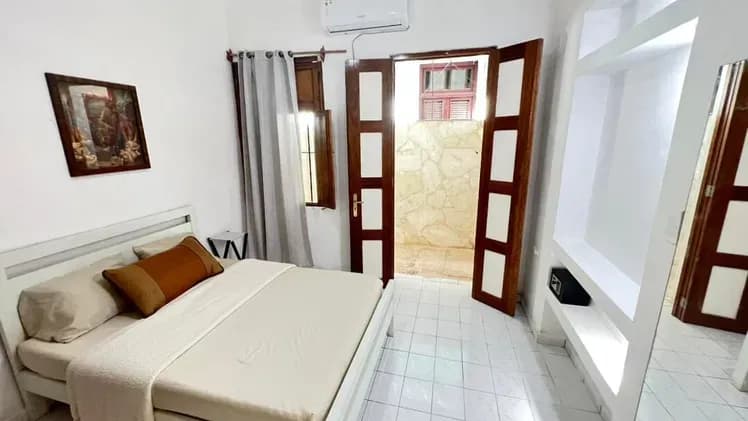 Vivienda de 2 habitaciones en Vedado, Plaza de la Revolución — foto 2 de 10