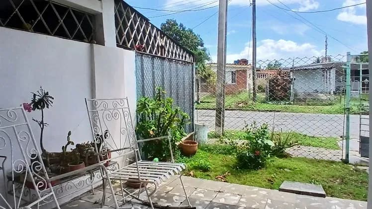 Vivienda de 3 habitaciones en Chibás, Guanabacoa — foto 1 de 10