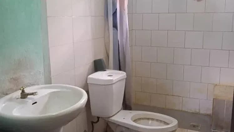 Vivienda de 2 habitaciones en Ramón Quintana, Holguín — foto 2 de 10
