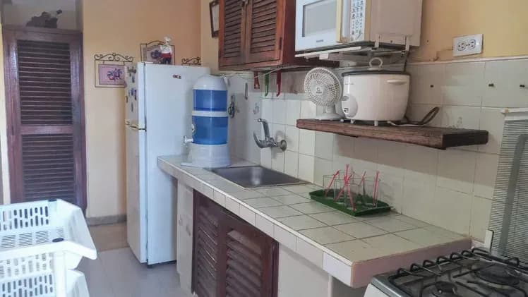 Vivienda de 3 habitaciones en Vedado, Plaza de la Revolución — foto 2 de 9