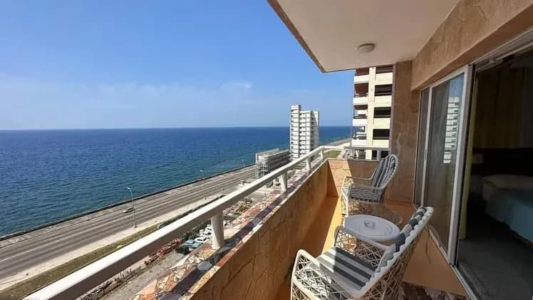Vivienda de 5 habitaciones en Vedado, Plaza de la Revolución — foto 6 de 10