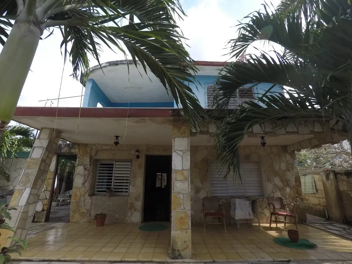 Vivienda de 5 habitaciones en Guanabo, La Habana del Este