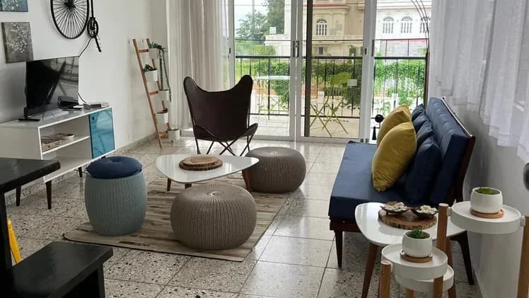 Vivienda de 2 habitaciones en Vedado, Plaza de la Revolución — foto 3 de 10
