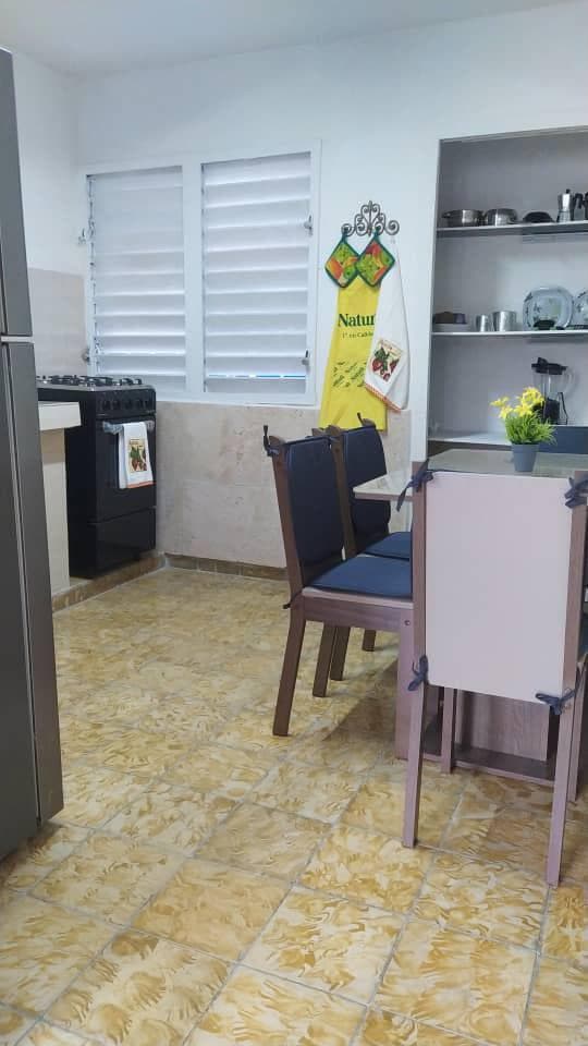 Apartamento de 3 habitaciones en Vedado, Plaza de la Revolución — foto 4 de 14