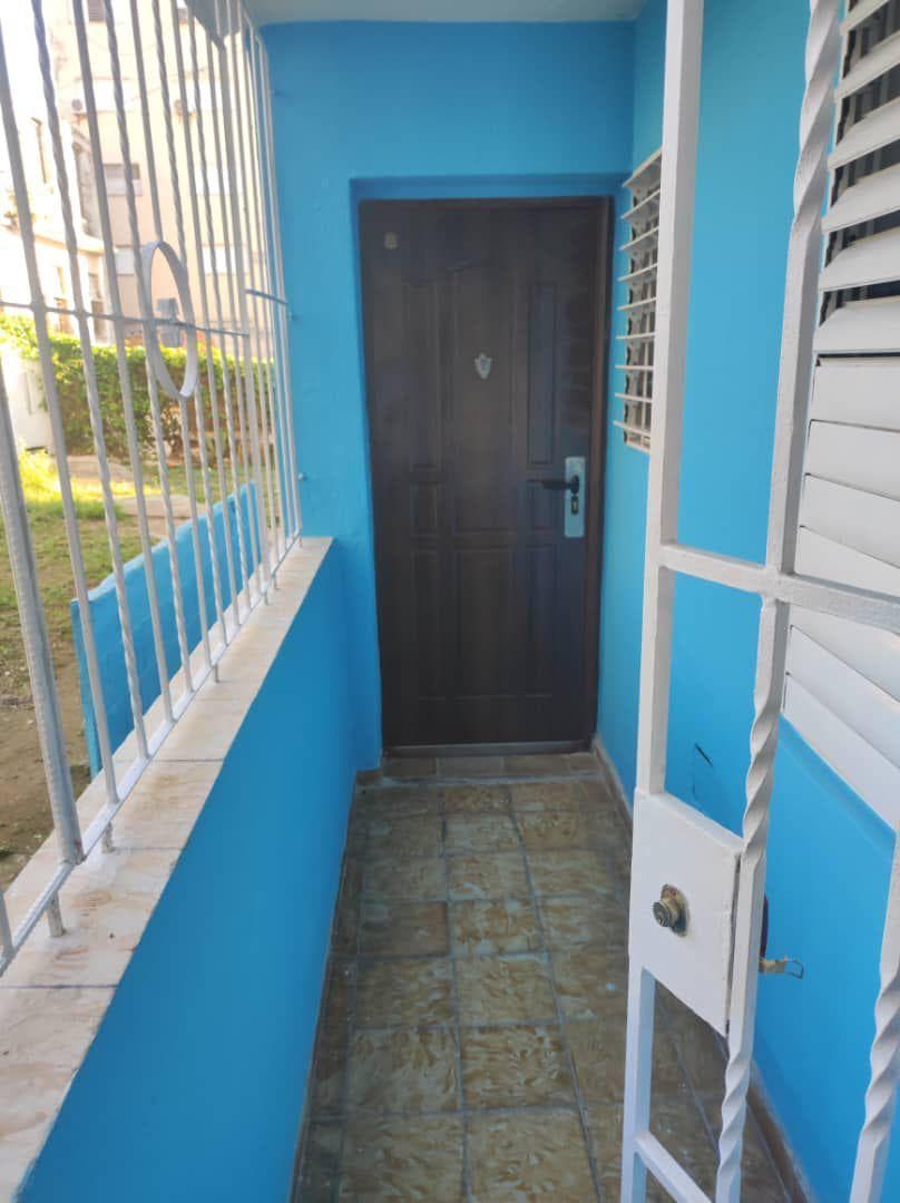 Apartamento de 3 habitaciones en Vedado, Plaza de la Revolución — foto 10 de 14