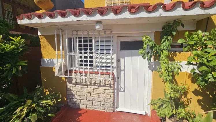 Vivienda de 1 habitaciones en Kohly, Playa — foto 1 de 3