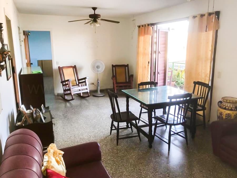 Apartamento de 4 habitaciones en Vedado, Plaza de la Revolución — foto 18 de 19