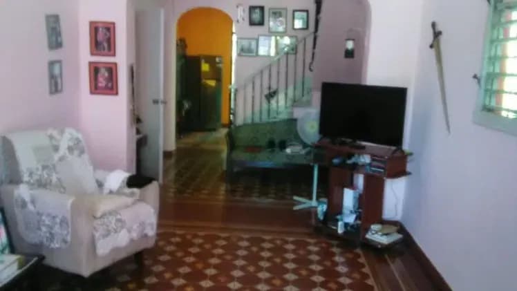 Vivienda de 4 habitaciones en Kohly, Playa
