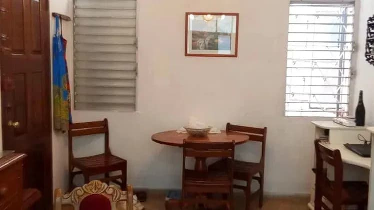 Vivienda de 2 habitaciones en Vedado, Plaza de la Revolución — foto 4 de 10