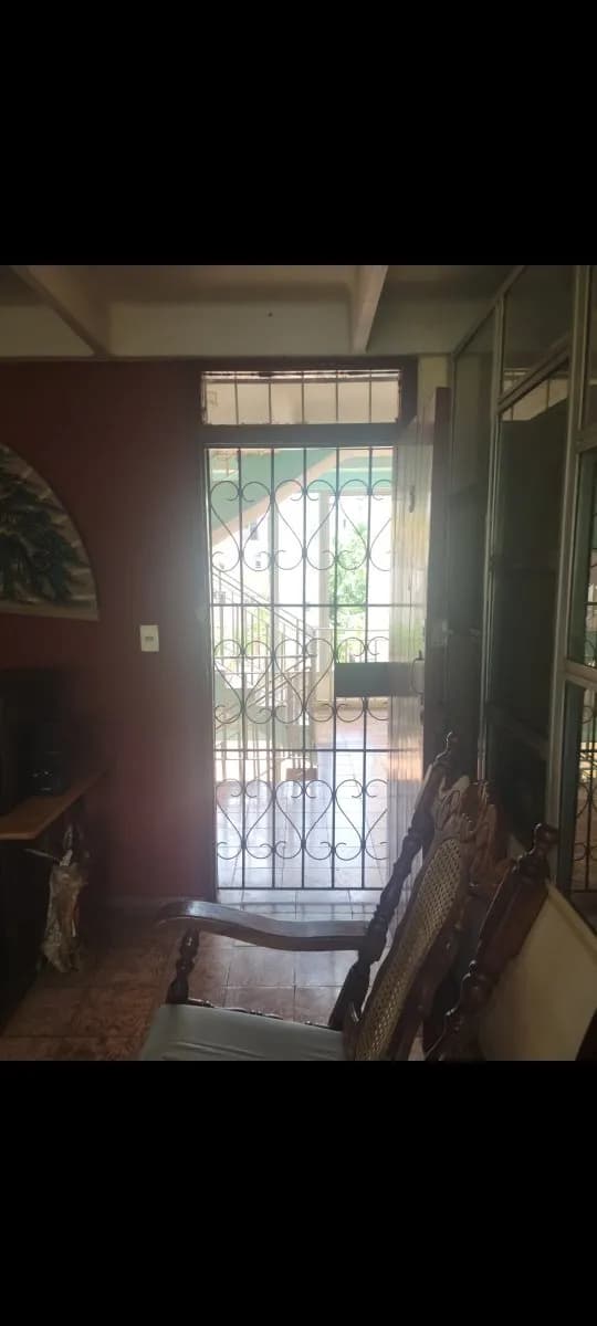 Vivienda de 3 habitaciones en Villa Panamericana, La Habana del Este