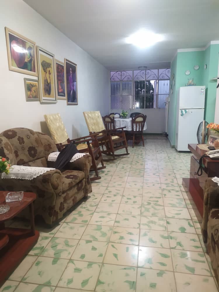 Apartamento de 3 habitaciones en Reparto Víbora, Diez de Octubre