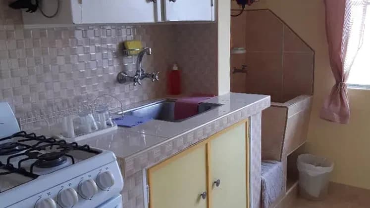 Vivienda de 1 habitaciones en Vedado, Plaza de la Revolución — foto 2 de 7