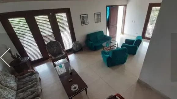 Vivienda de 5 habitaciones en Casino Deportivo, Cerro