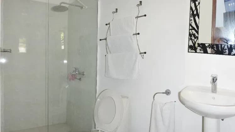 Vivienda de 3 habitaciones en Guanabo, La Habana del Este — foto 2 de 9