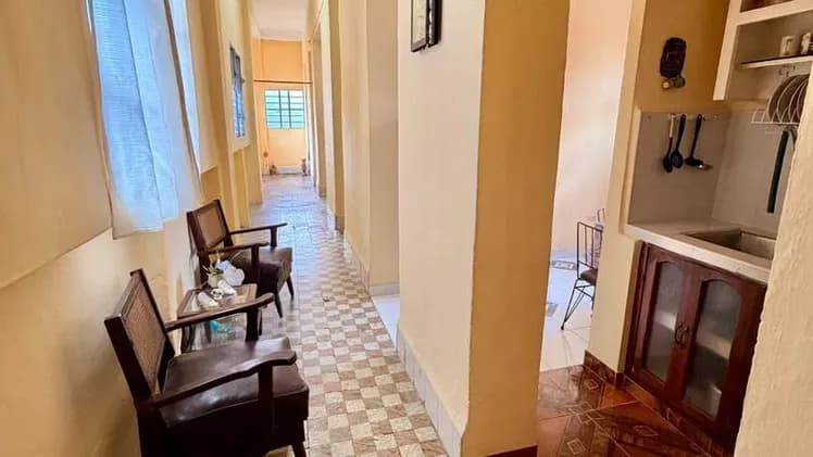 Vivienda de 2 habitaciones en Vedado, Plaza de la Revolución — foto 1 de 9