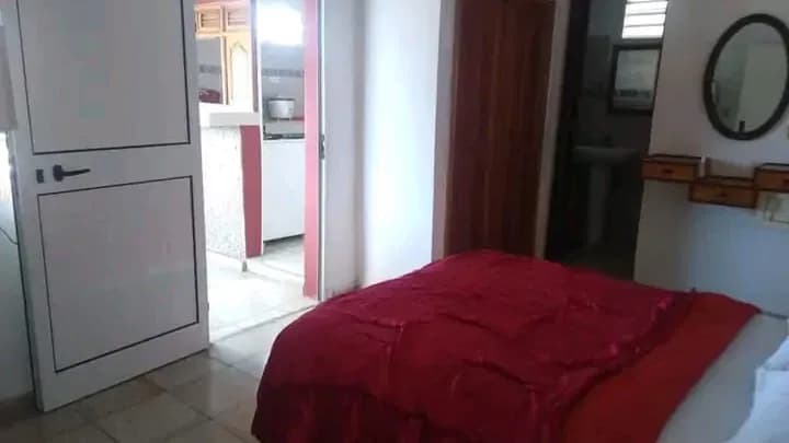Vivienda de 1 habitaciones en Guanabo, La Habana del Este — foto 1 de 5