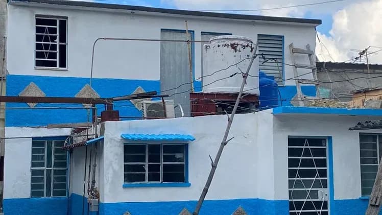 Vivienda de 3 habitaciones en Luyanó, Diez de Octubre