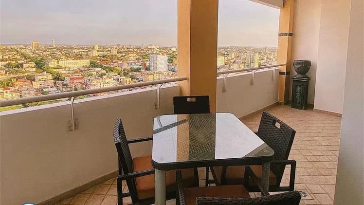 Vivienda de 4 habitaciones en Vedado, Plaza de la Revolución — foto 4 de 10