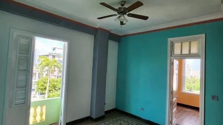 Vivienda de 2 habitaciones en Vedado, Plaza de la Revolución — foto 3 de 9