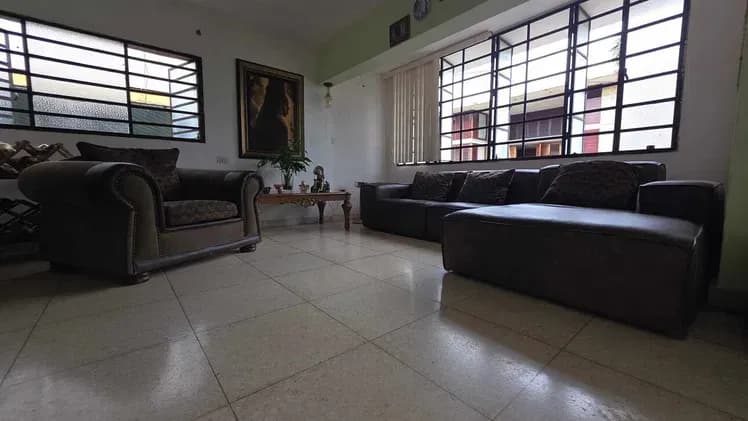 Vivienda de 4 habitaciones en Nuevo Vedado, Plaza de la Revolución
