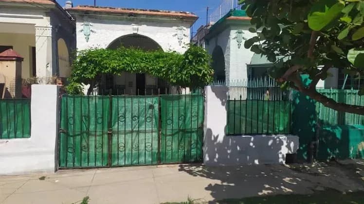Vivienda de 4 habitaciones en Vedado, Plaza de la Revolución